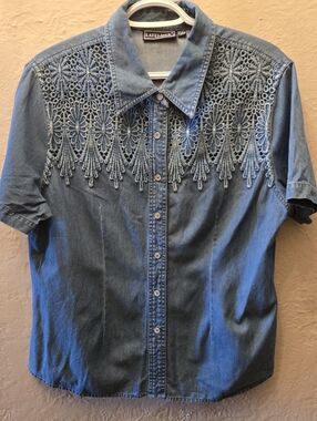 Vintage Denim Shirt Lace Panel Embroidered Button Up Cottagecore Boho XL